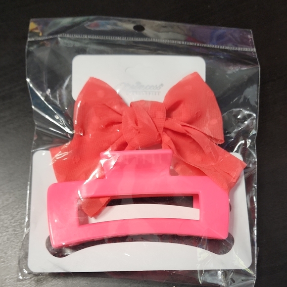 Princess Accessories Accessories - Hot Pink Hair Clip and Bow Set